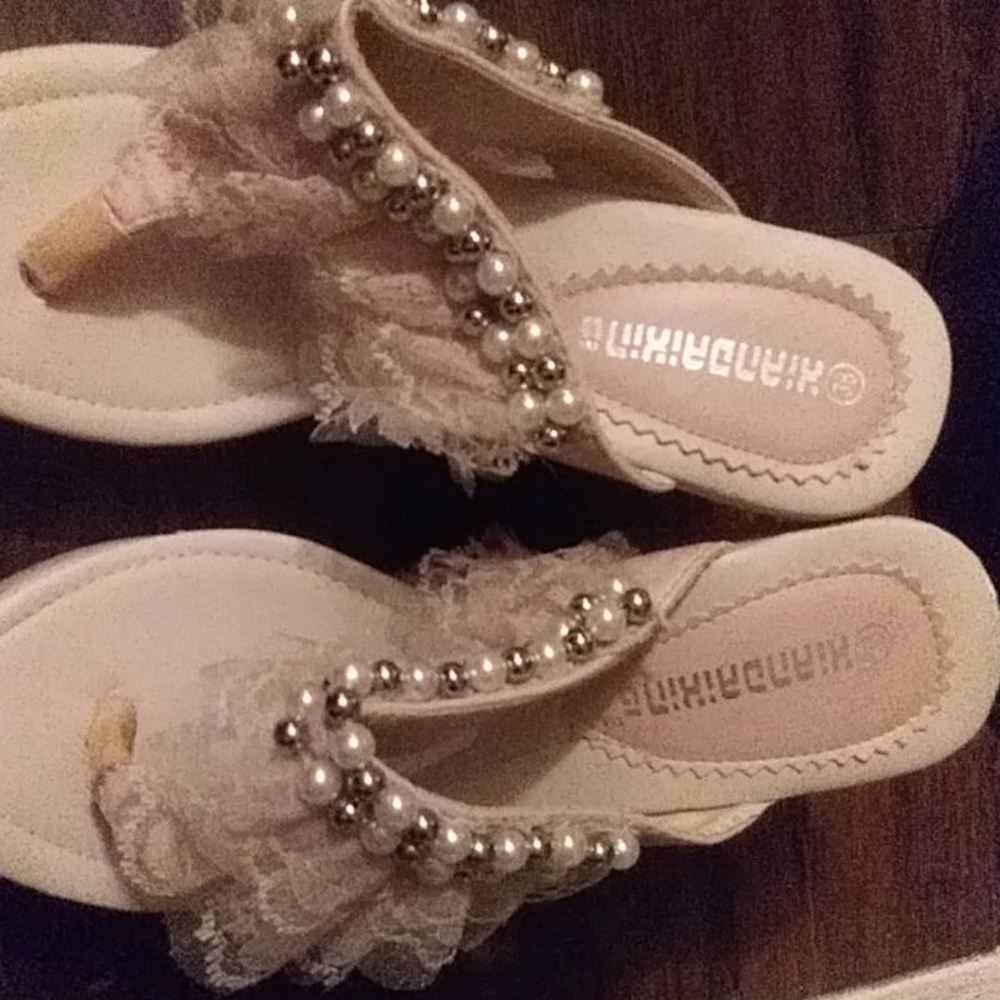 High heels - Picture 2 of 3